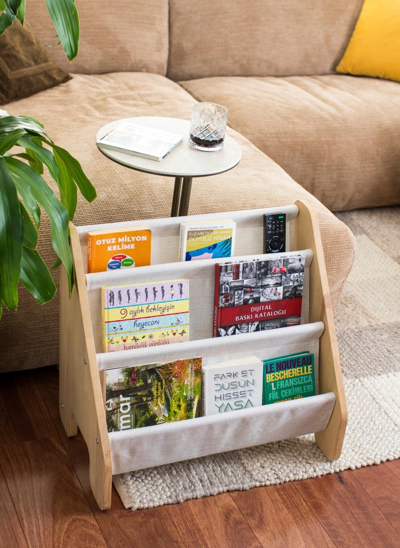 Montessori Style Wooden Book Rack with Front-Facing Display in 2 Sizes